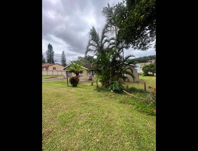 4 BEDROOM HOUSE FOR SALE IN OSLO BEACH